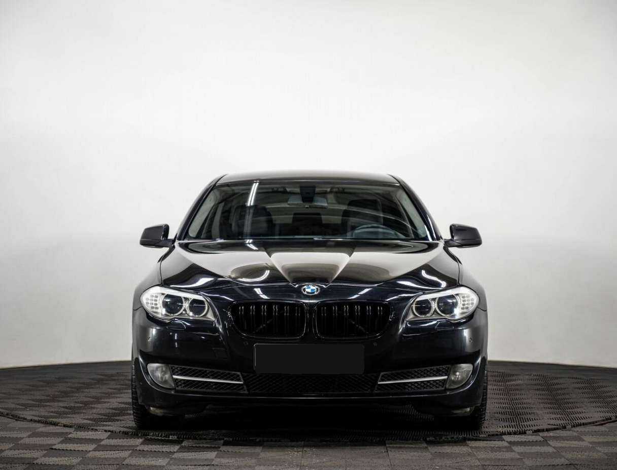 BMW 5 серии 520i, 2013 - фото №2