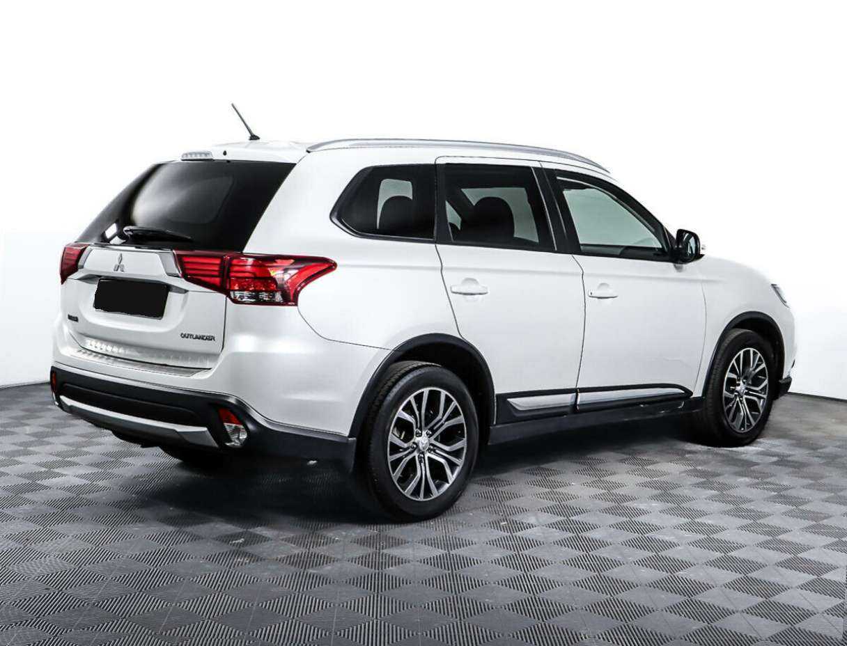Mitsubishi Outlander, 2016 - фото №4