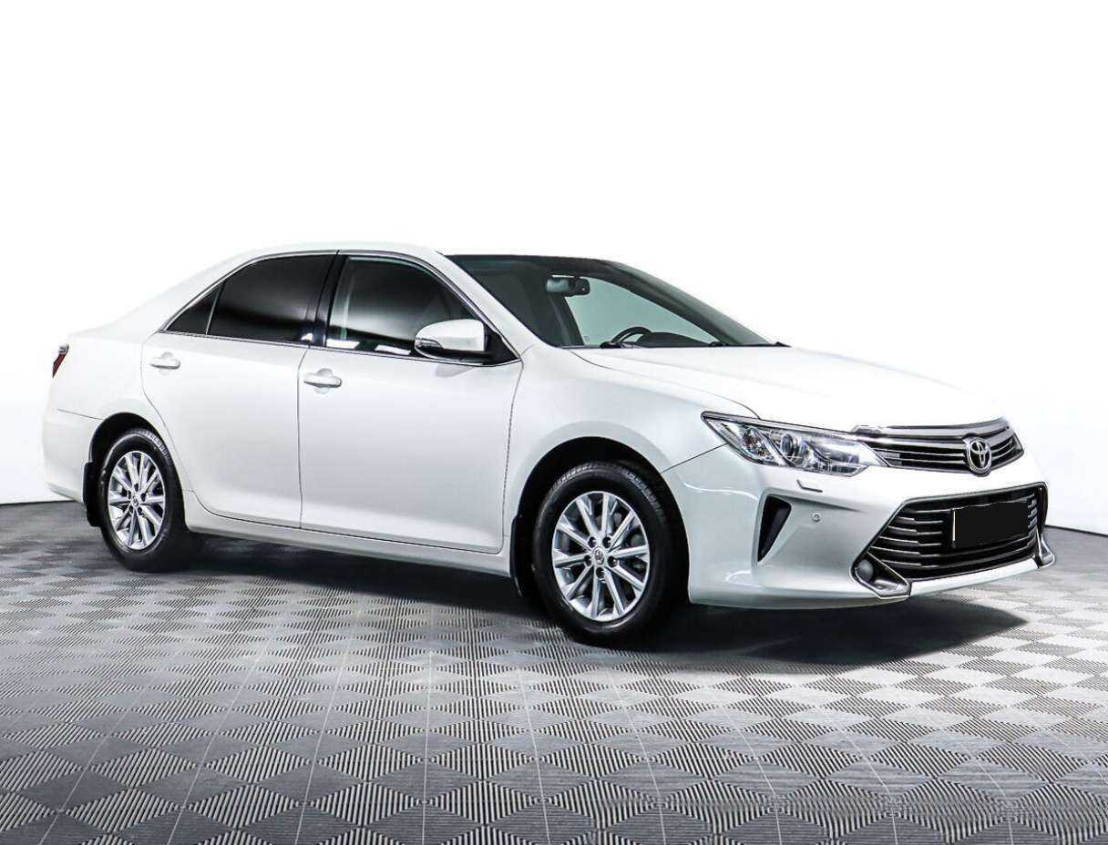 Toyota Camry, 2014 - фото №3