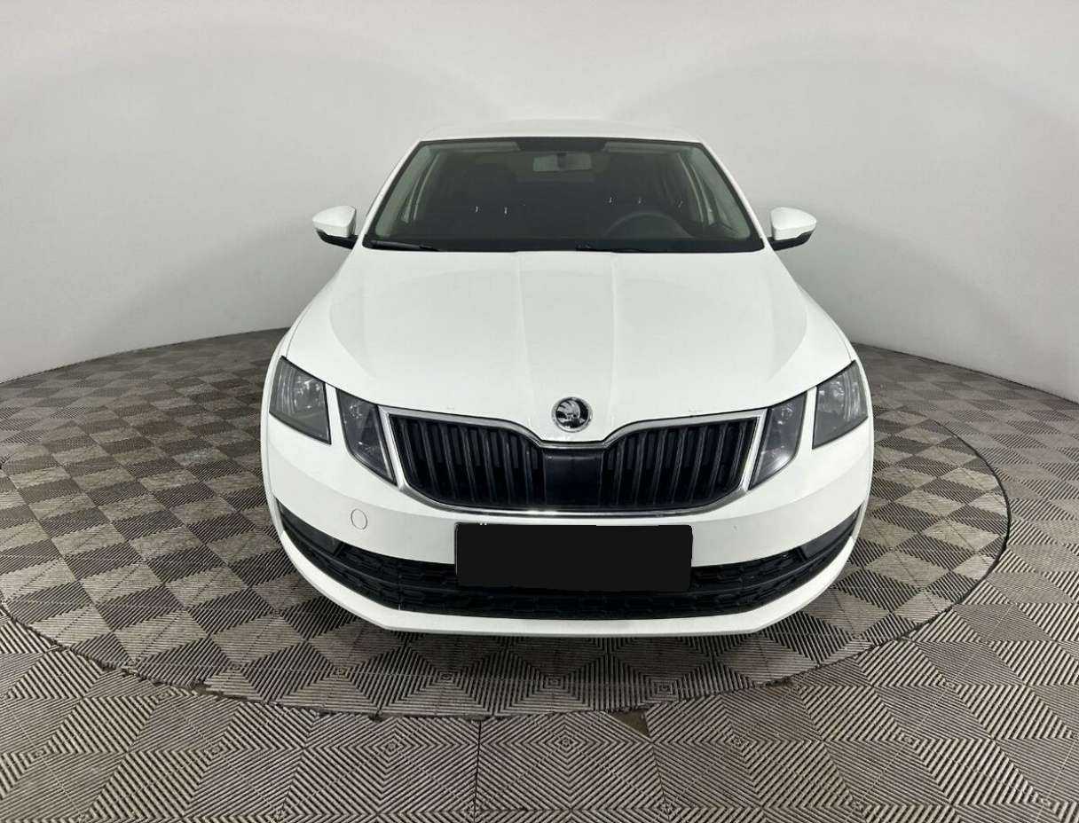 Skoda Octavia, 2018 - фото №2