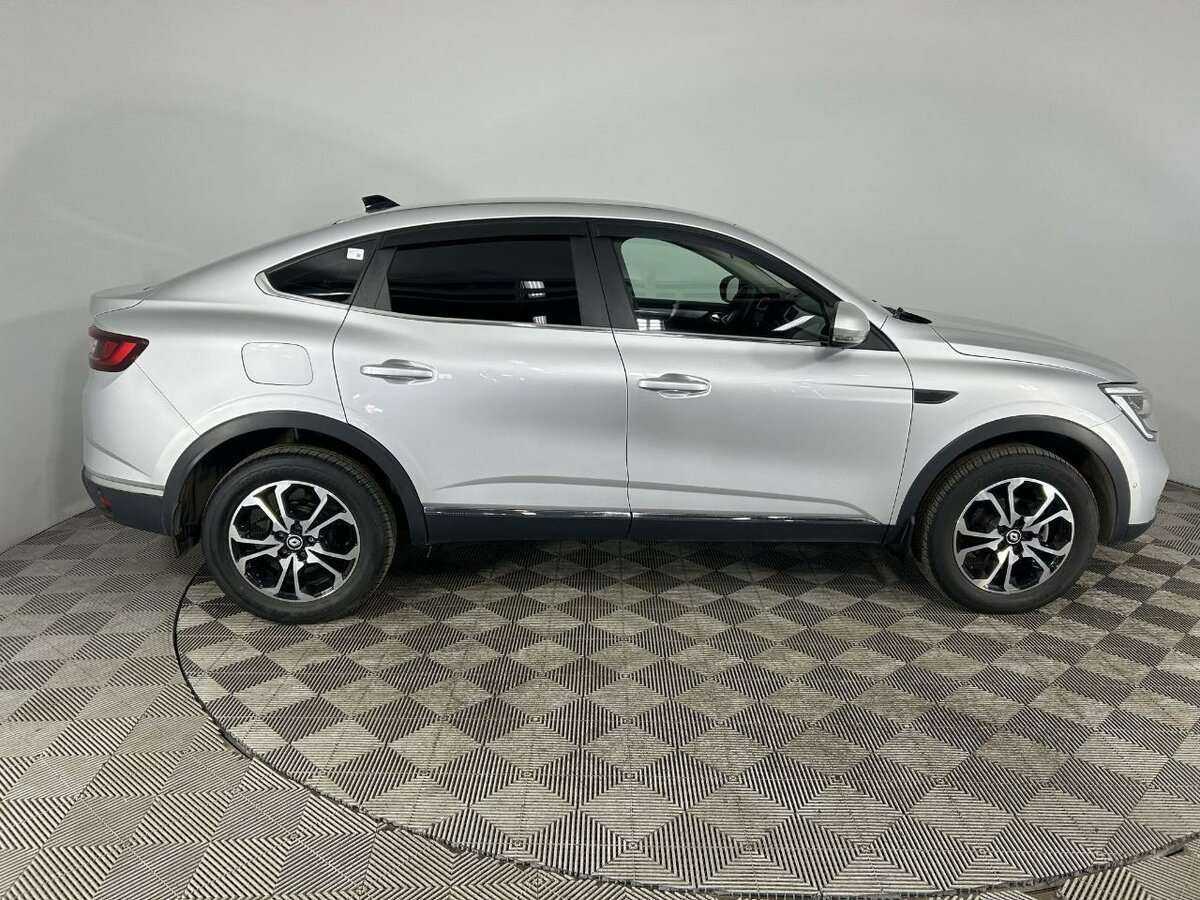 Renault Arkana, 2022 - фото №4
