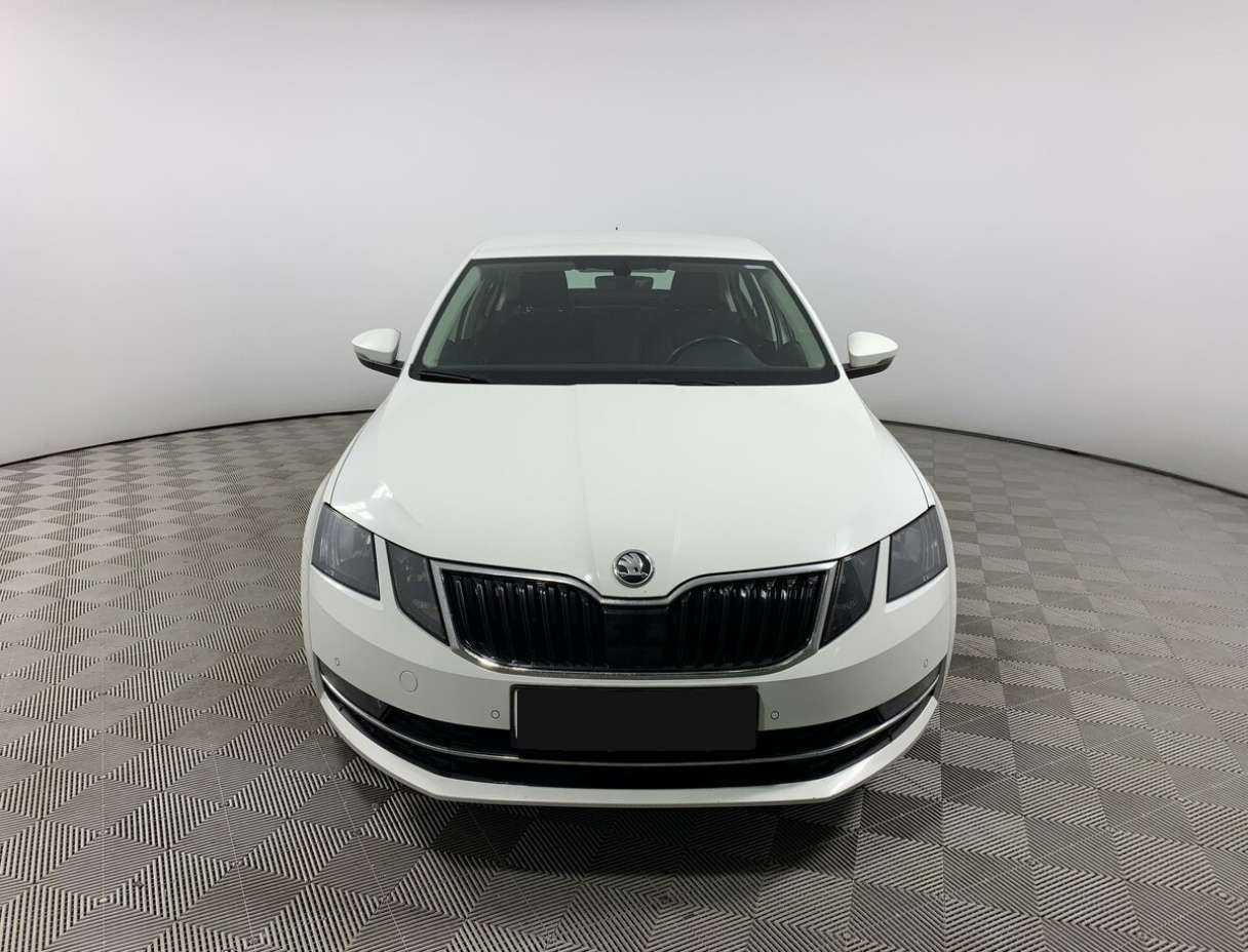 Skoda Octavia, 2018 - фото №2