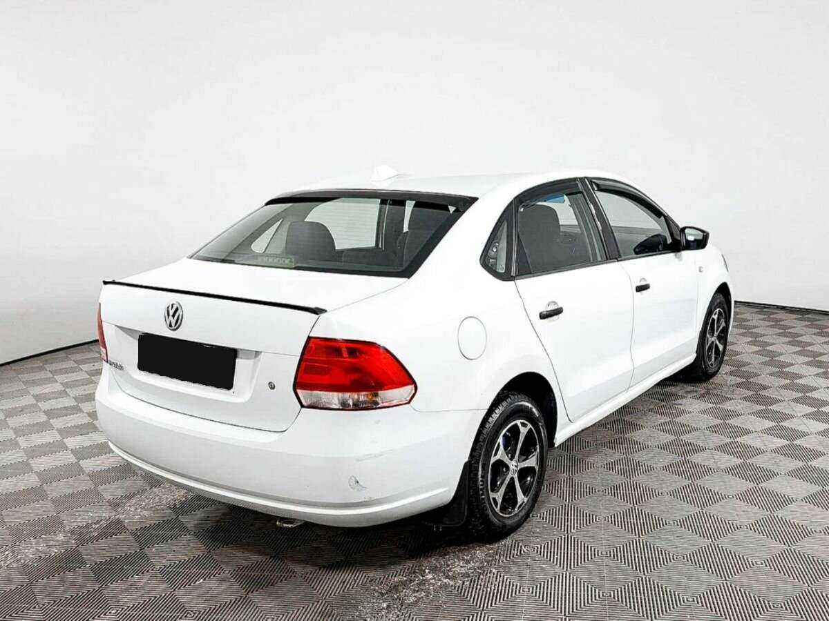 Volkswagen Polo, 2014 - фото №4