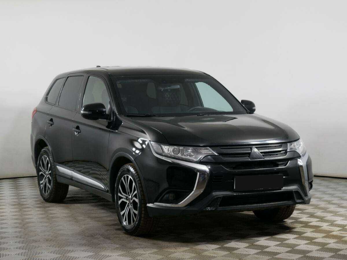 Mitsubishi Outlander, 2018 - фото №3