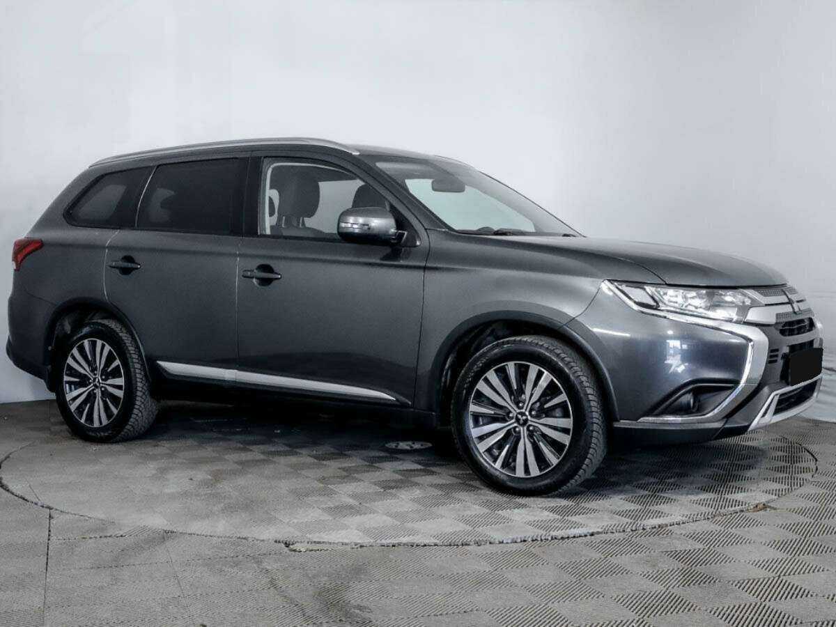 Mitsubishi Outlander, 2018 - фото №3