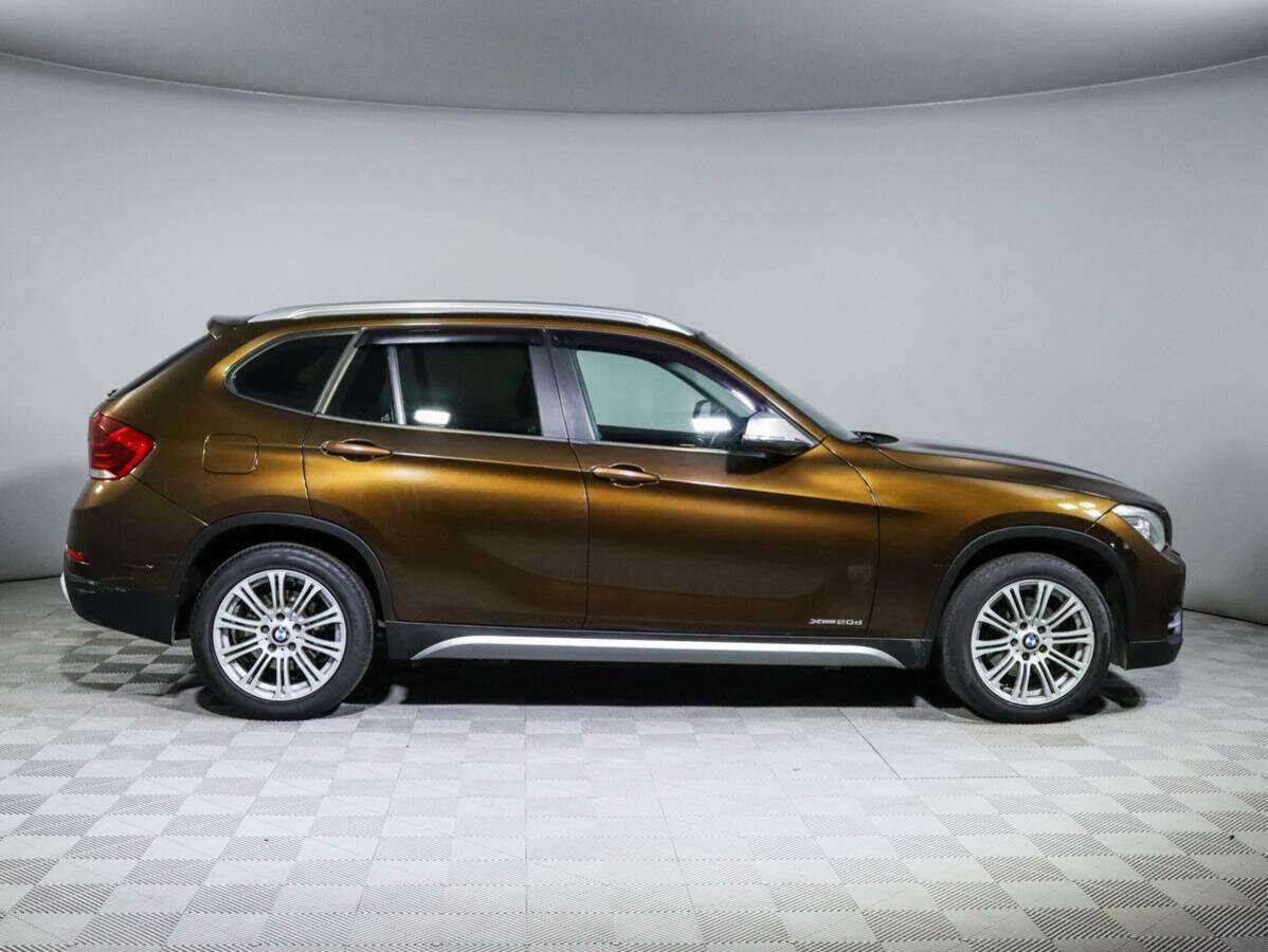 BMW X1 20d, 2012 - фото №4