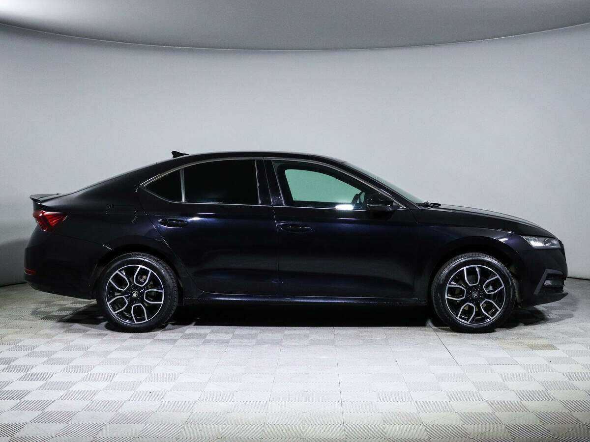 Skoda Octavia, 2020 - фото №4