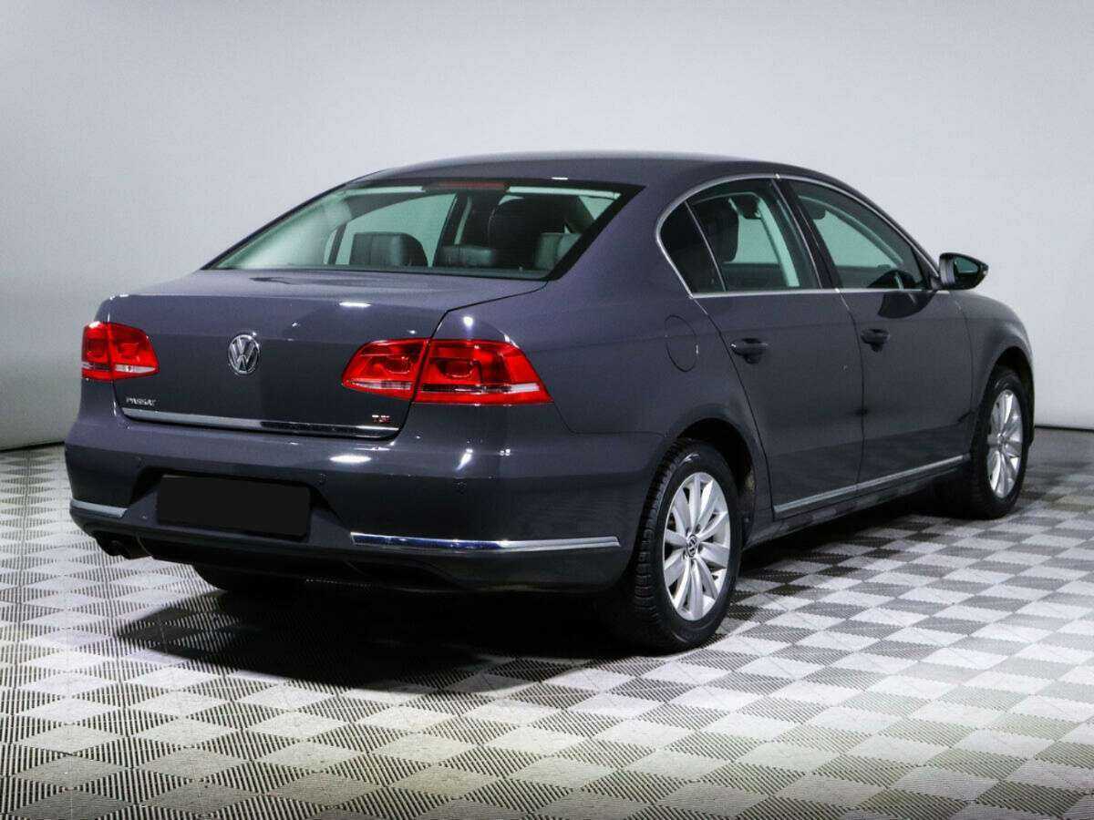 Volkswagen Passat, 2014 - фото №4