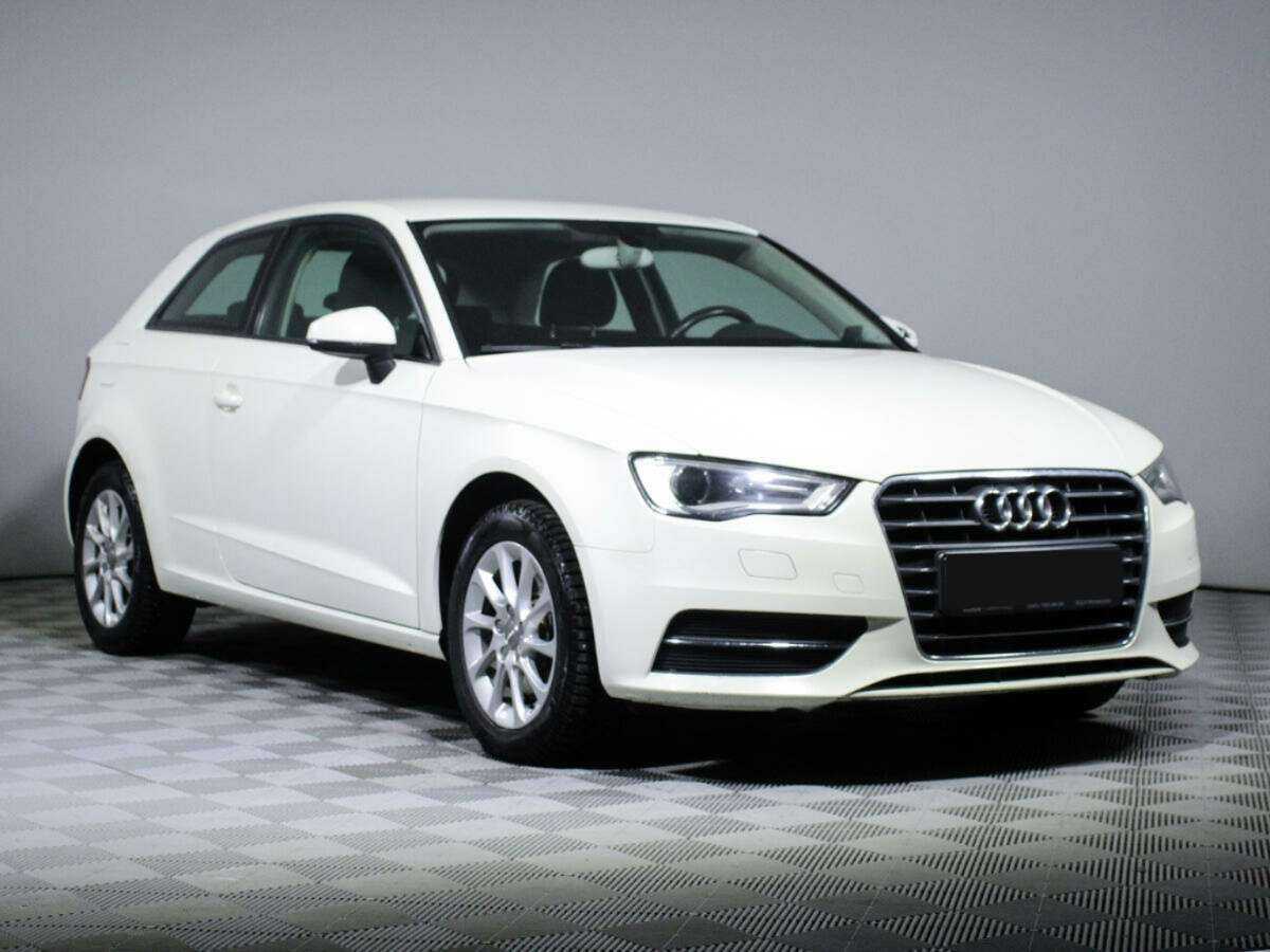 Audi A3, 2012 - фото №3