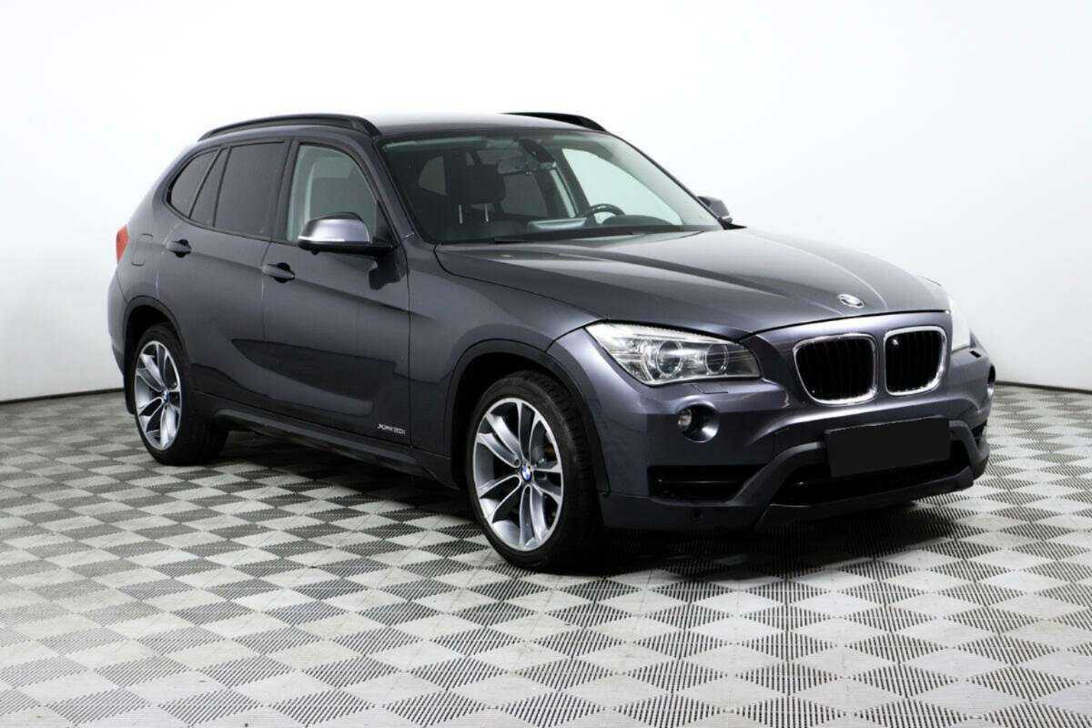 BMW X1 20i, 2012 - фото №3