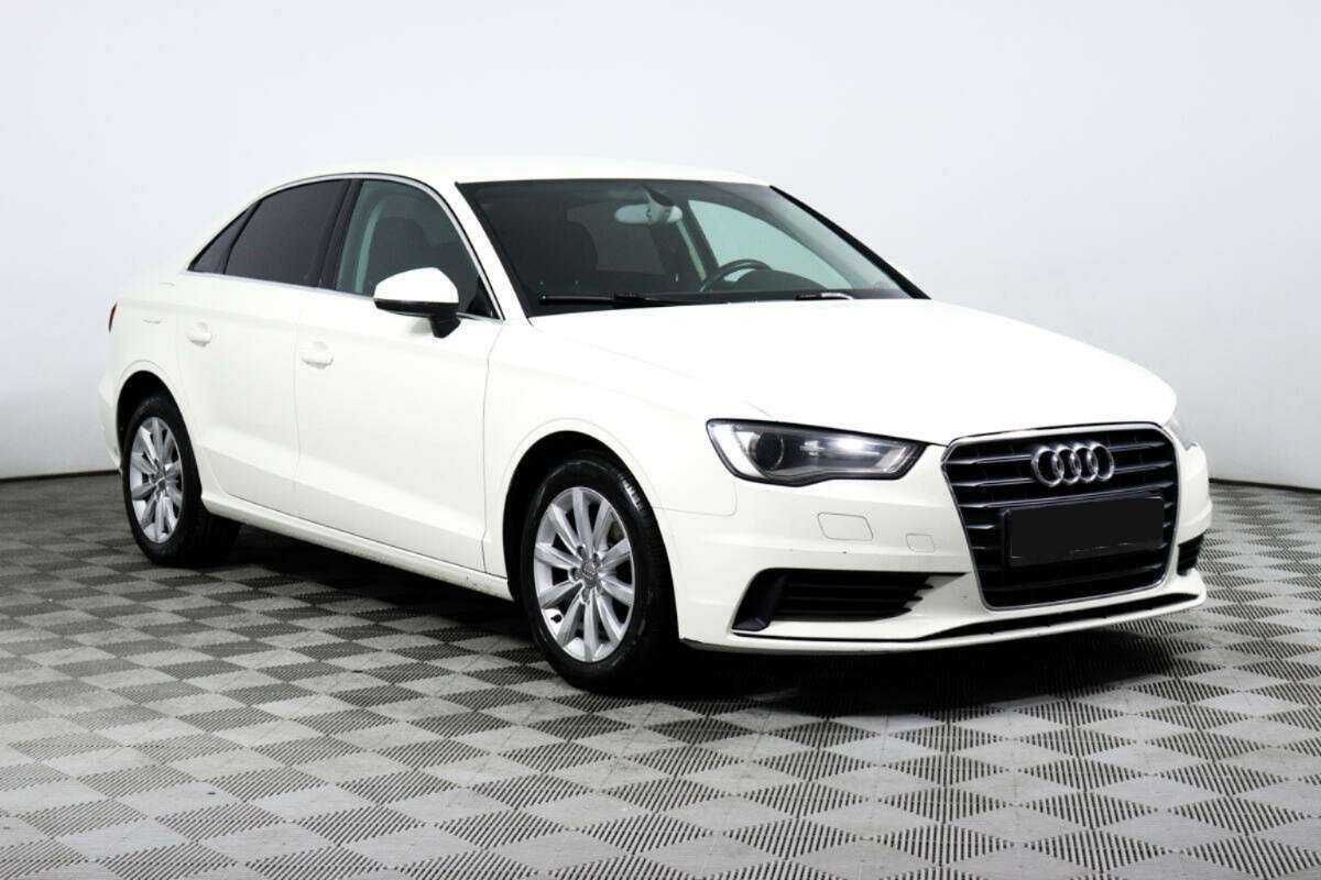 Audi A3, 2013 - фото №3