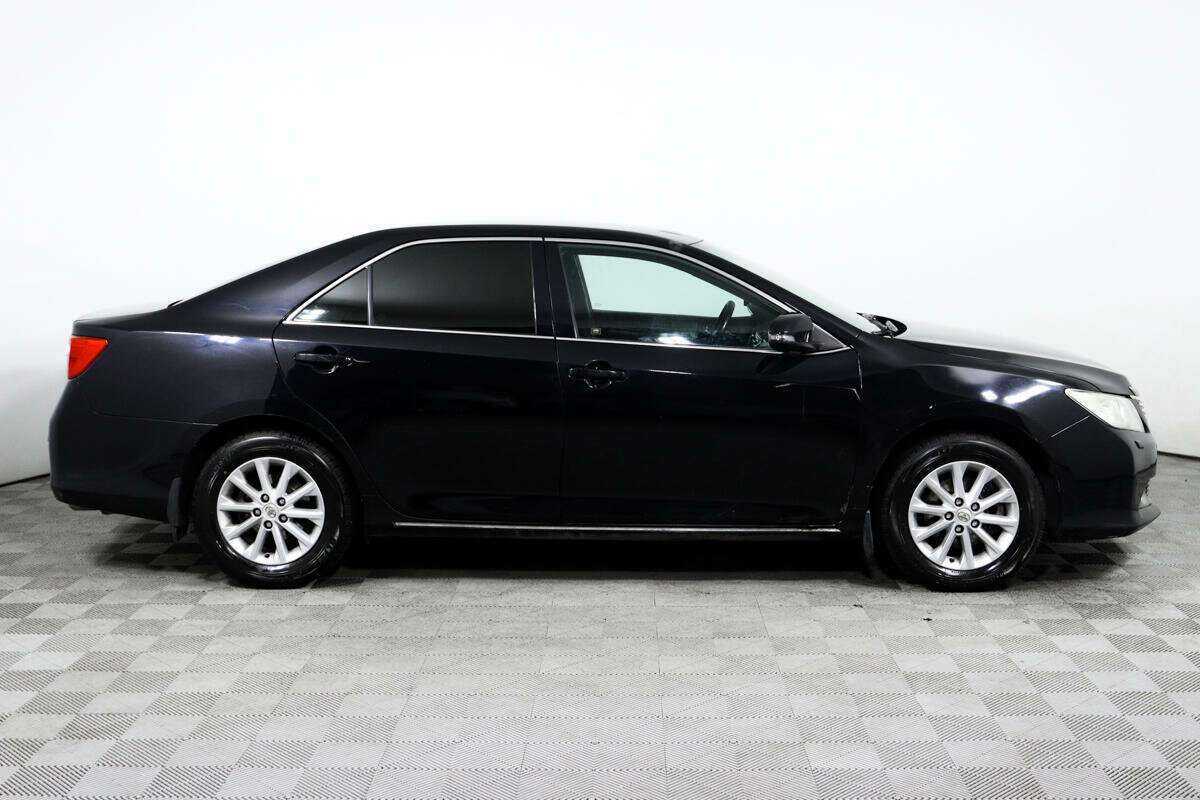 Toyota Camry, 2012 - фото №4
