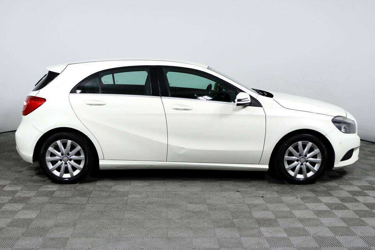Mercedes-Benz A-Класс 180, 2013 - фото №4