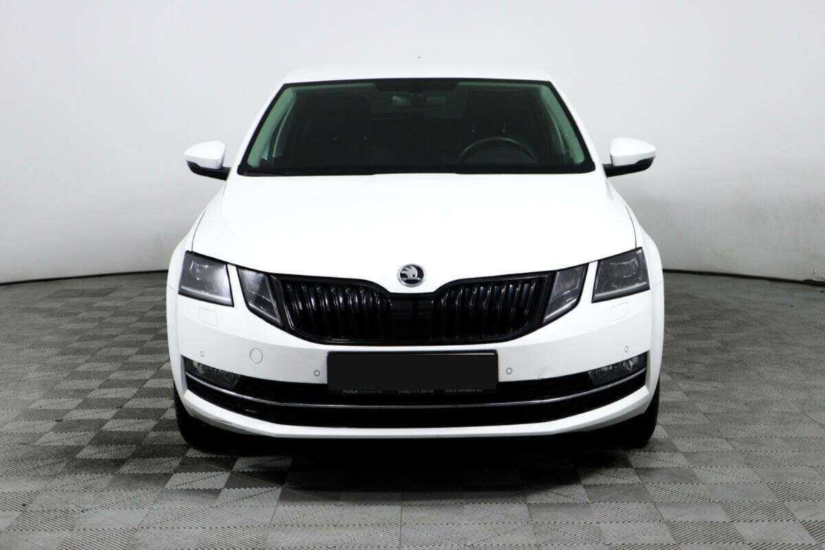Skoda Octavia, 2018 - фото №2