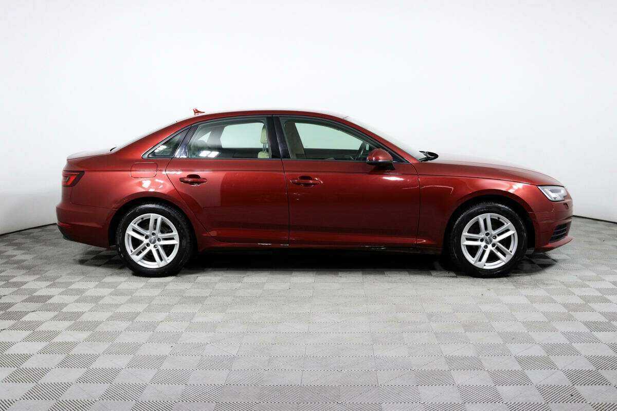 Audi A4, 2018 - фото №4