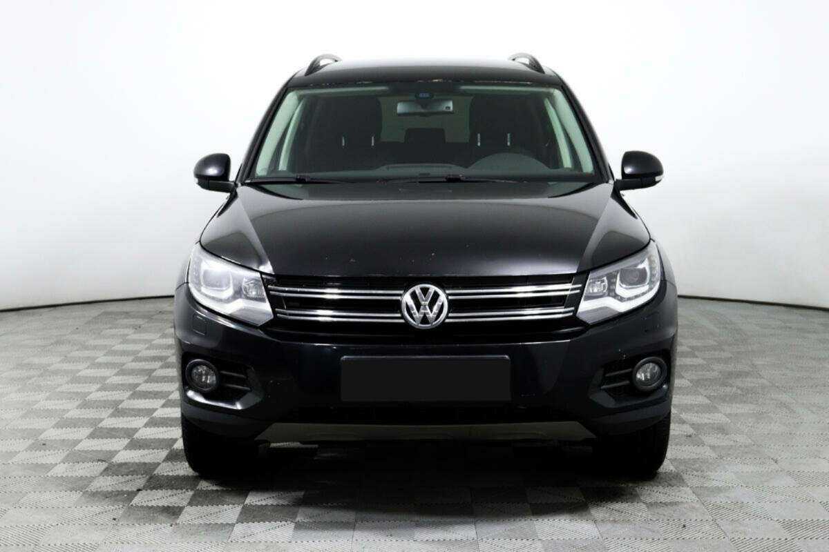 Volkswagen Tiguan, 2013 - фото №2