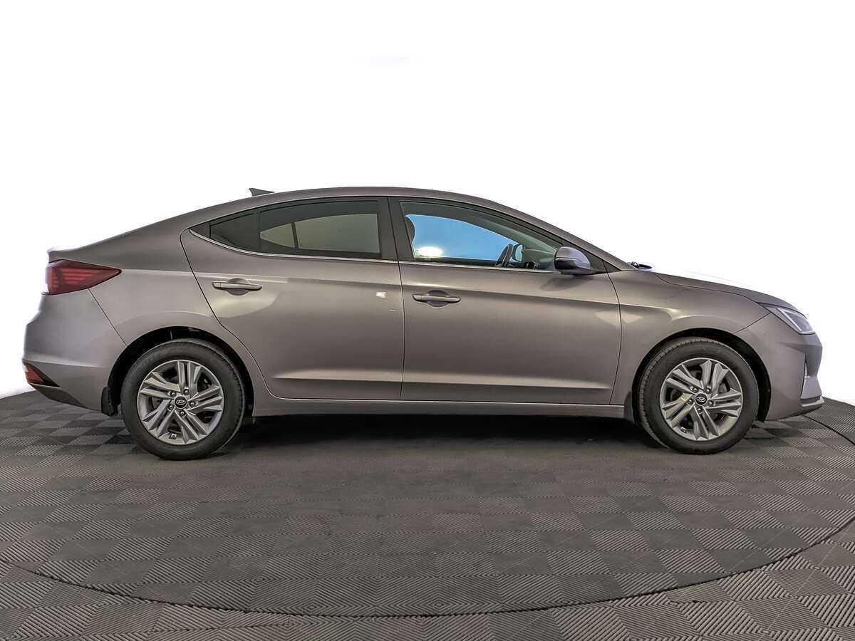 Hyundai Elantra, 2019 - фото №4