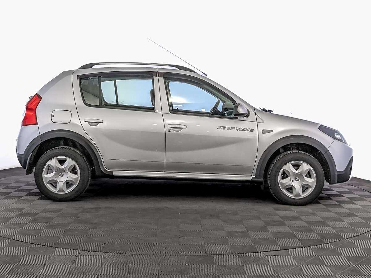 Renault Sandero, 2013 - фото №3