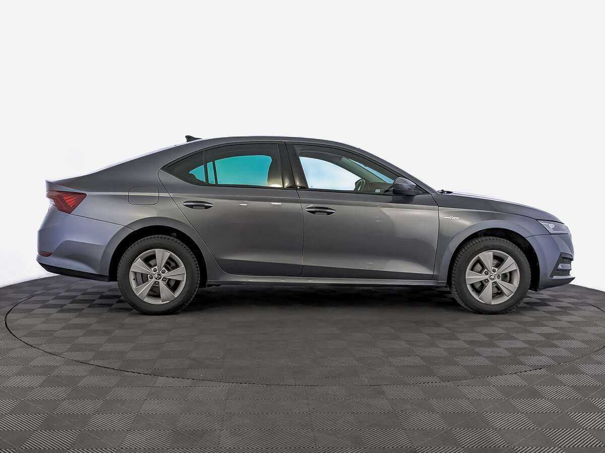 Skoda Octavia, 2021 - фото №4