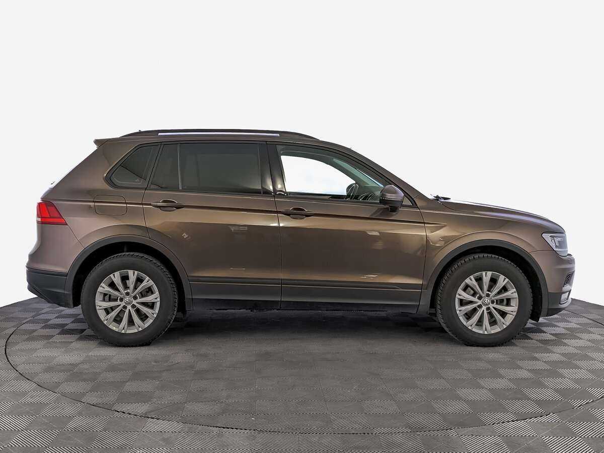 Volkswagen Tiguan, 2020 - фото №4
