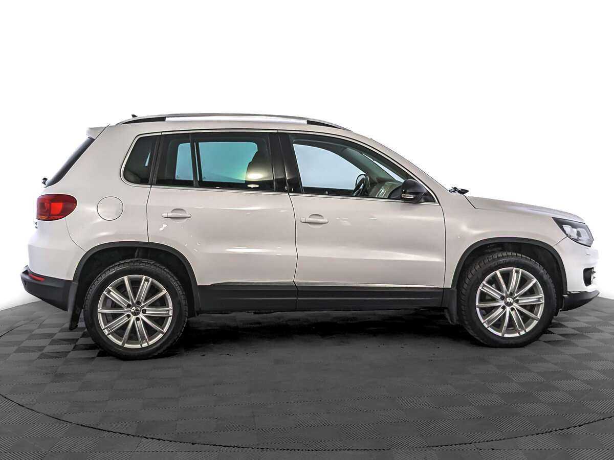 Volkswagen Tiguan, 2013 - фото №4