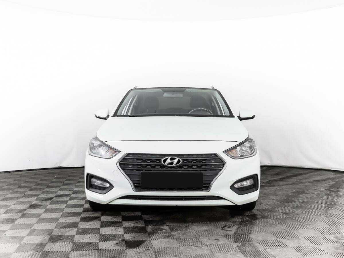 Hyundai Solaris, 2019 - фото №2