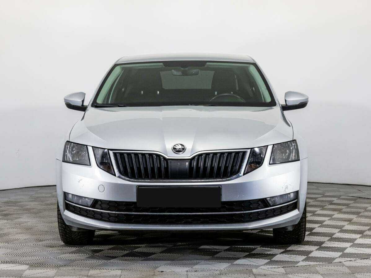 Skoda Octavia, 2018 - фото №2