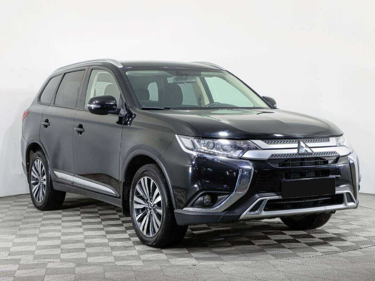 Mitsubishi Outlander, 2020 - фото №3