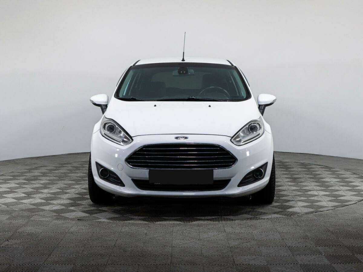 Ford Fiesta, 2015 - фото №2