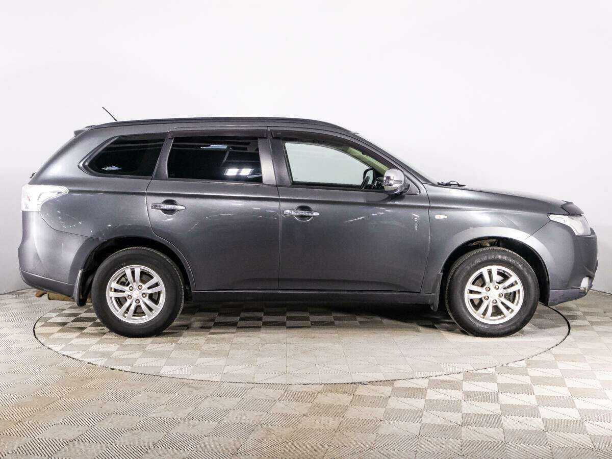 Mitsubishi Outlander, 2013 - фото №4