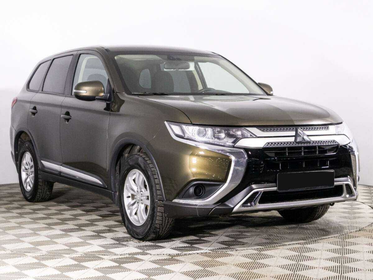 Mitsubishi Outlander, 2019 - фото №3