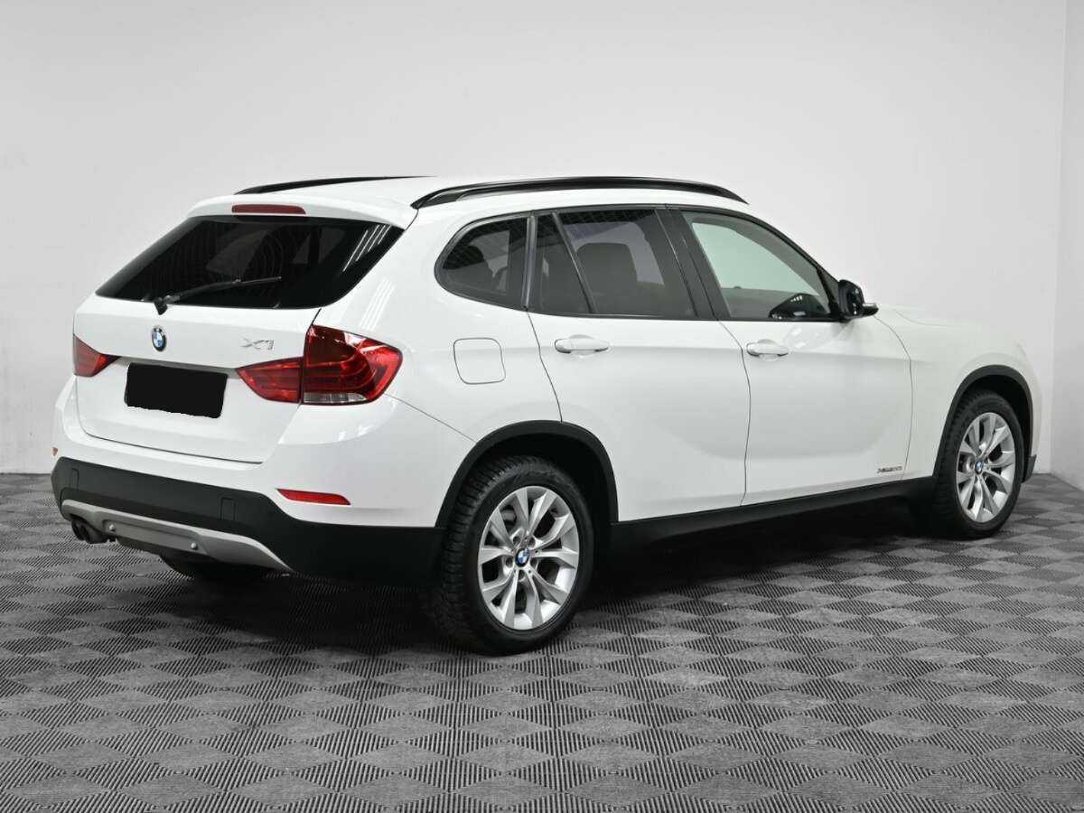 BMW X1 20i, 2012 - фото №2
