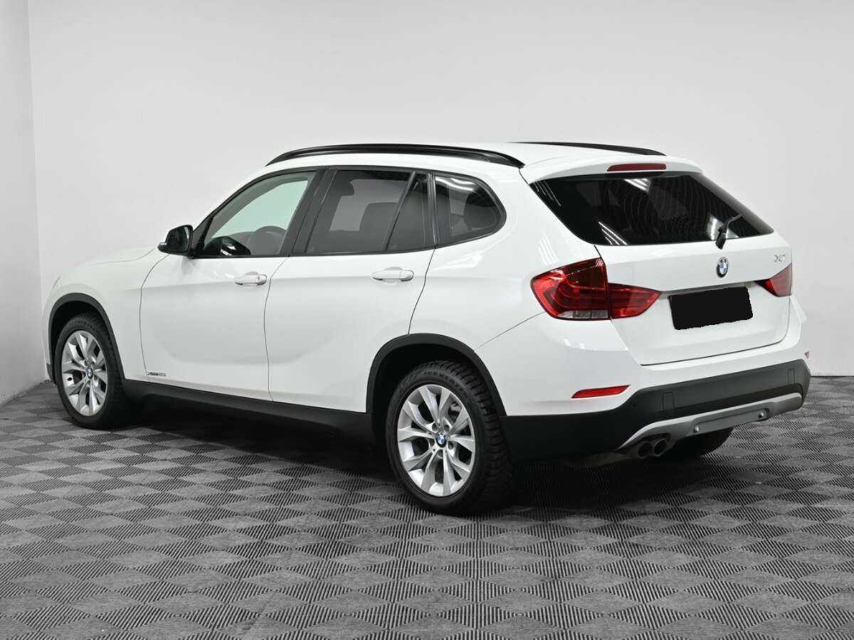 BMW X1 20i, 2012 - фото №4