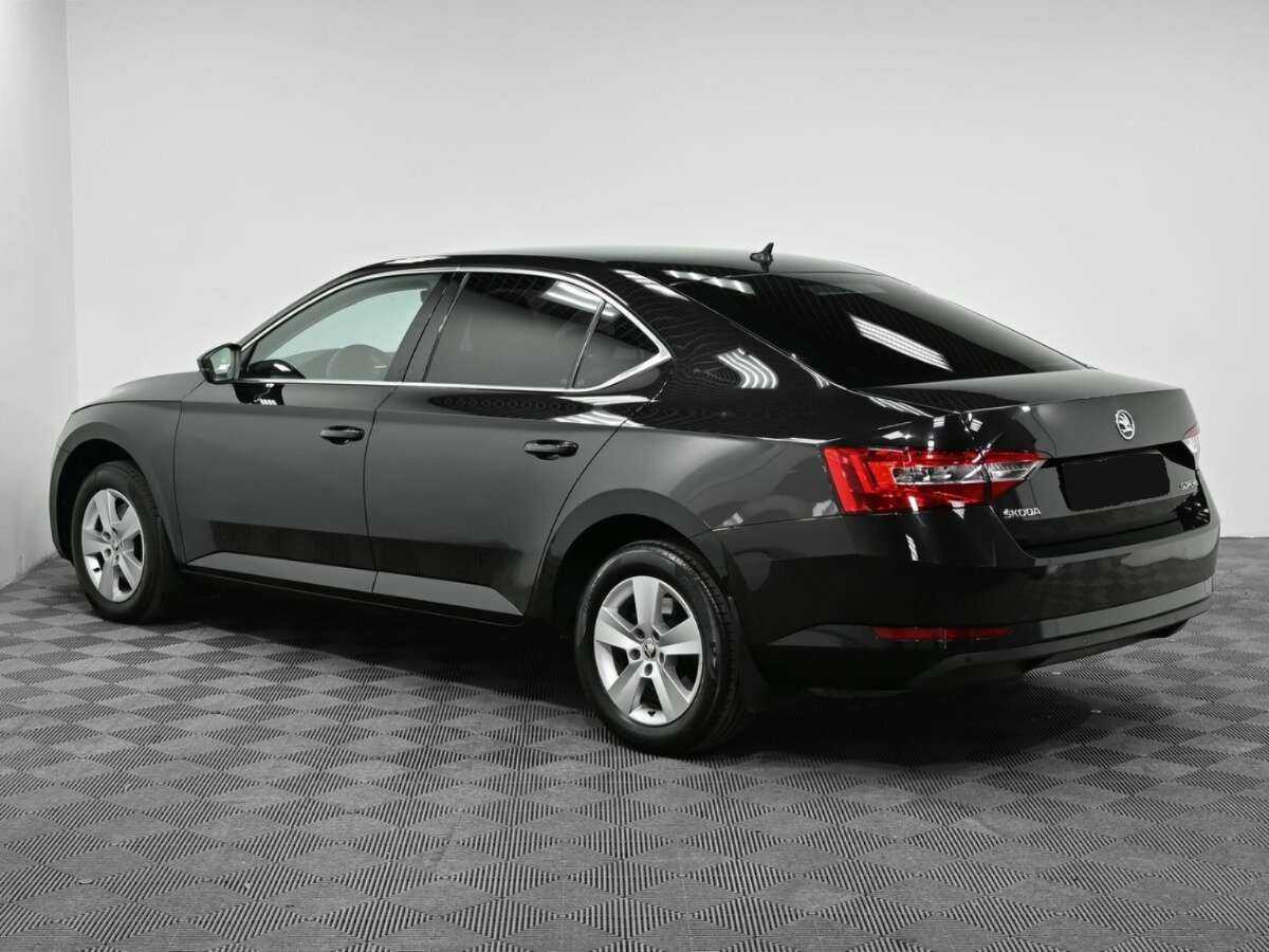 Skoda Superb, 2016 - фото №4
