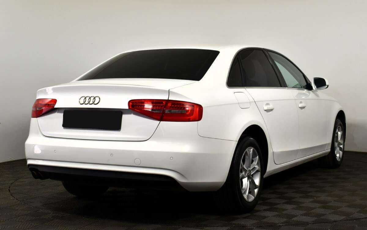 Audi A4, 2012 - фото №4