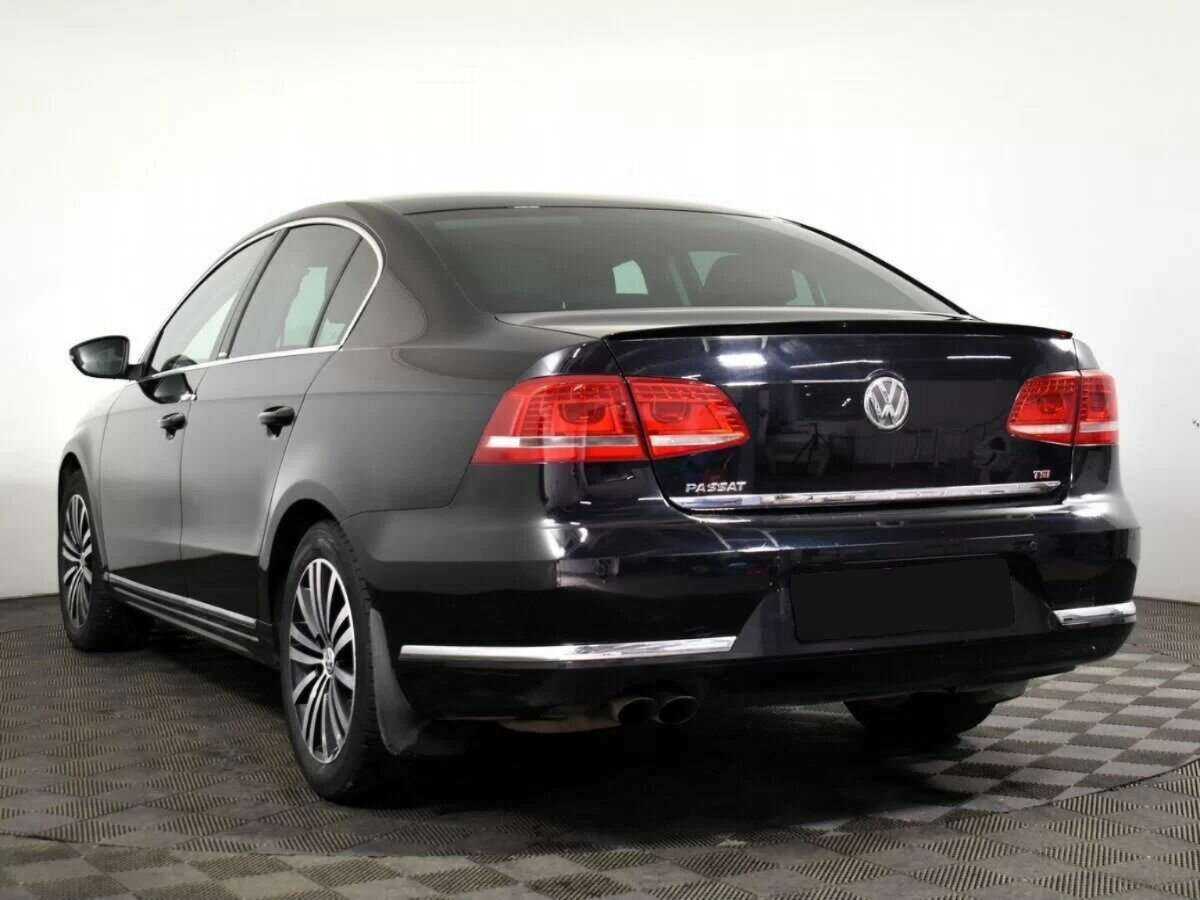Volkswagen Passat, 2014 - фото №4