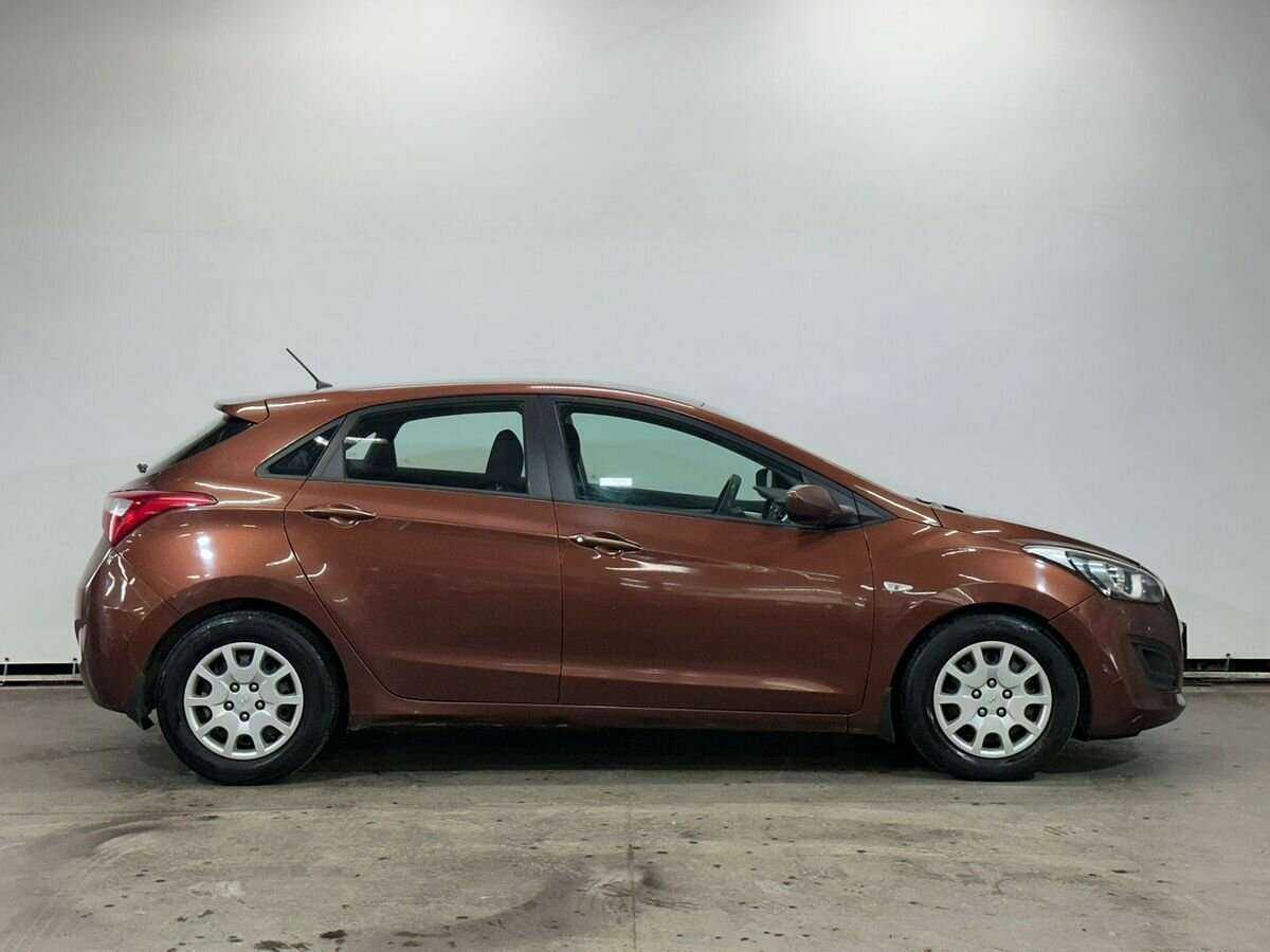 Hyundai i30, 2012 - фото №4
