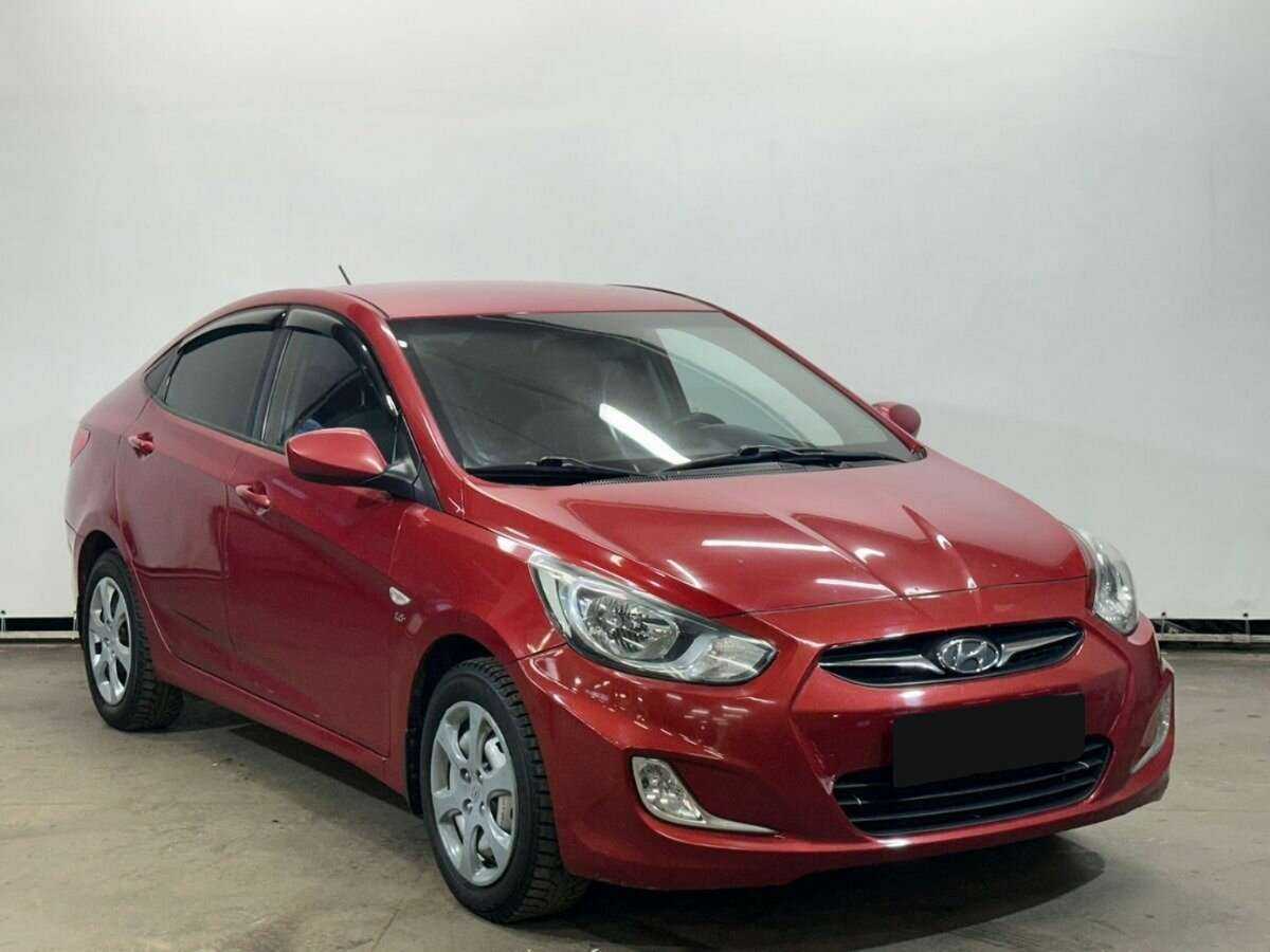 Hyundai Solaris, 2013 - фото №3