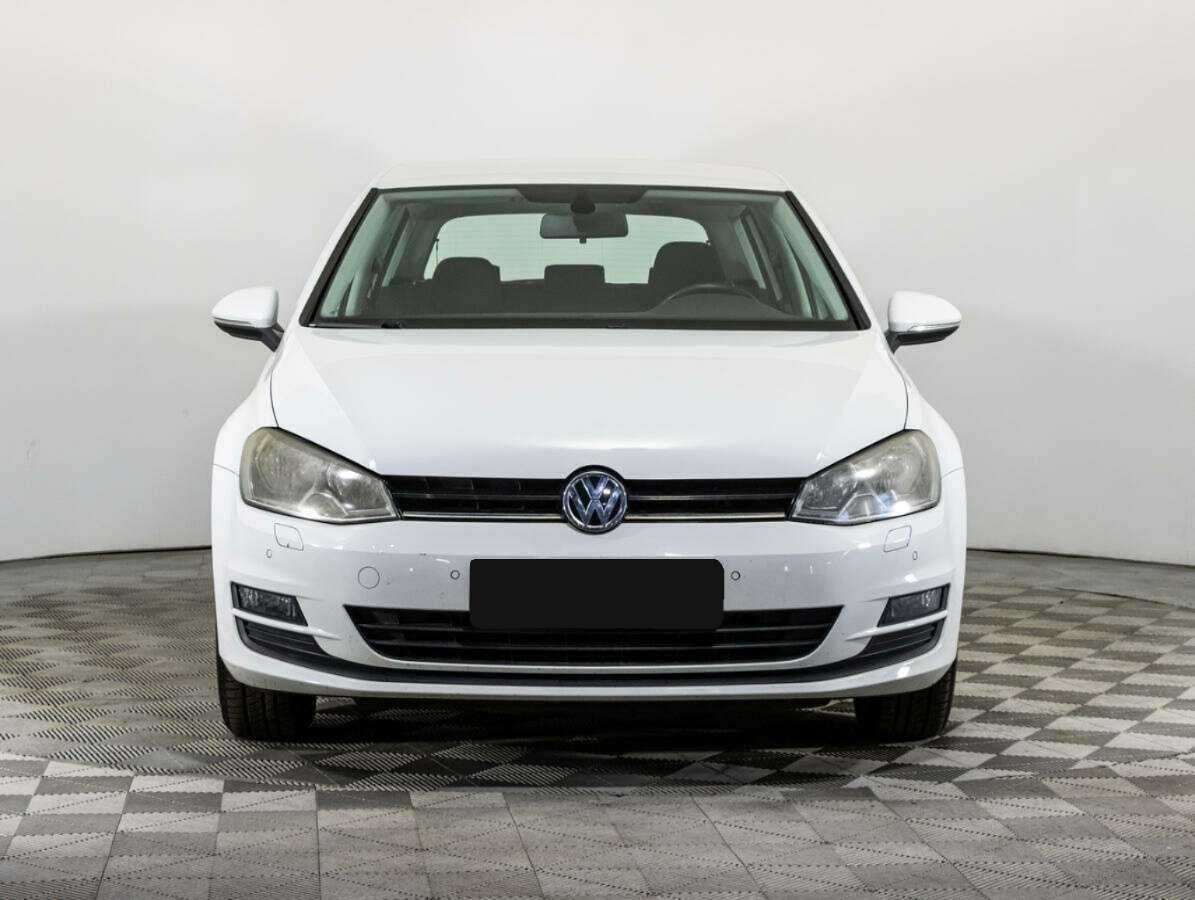 Volkswagen Golf, 2014 - фото №2