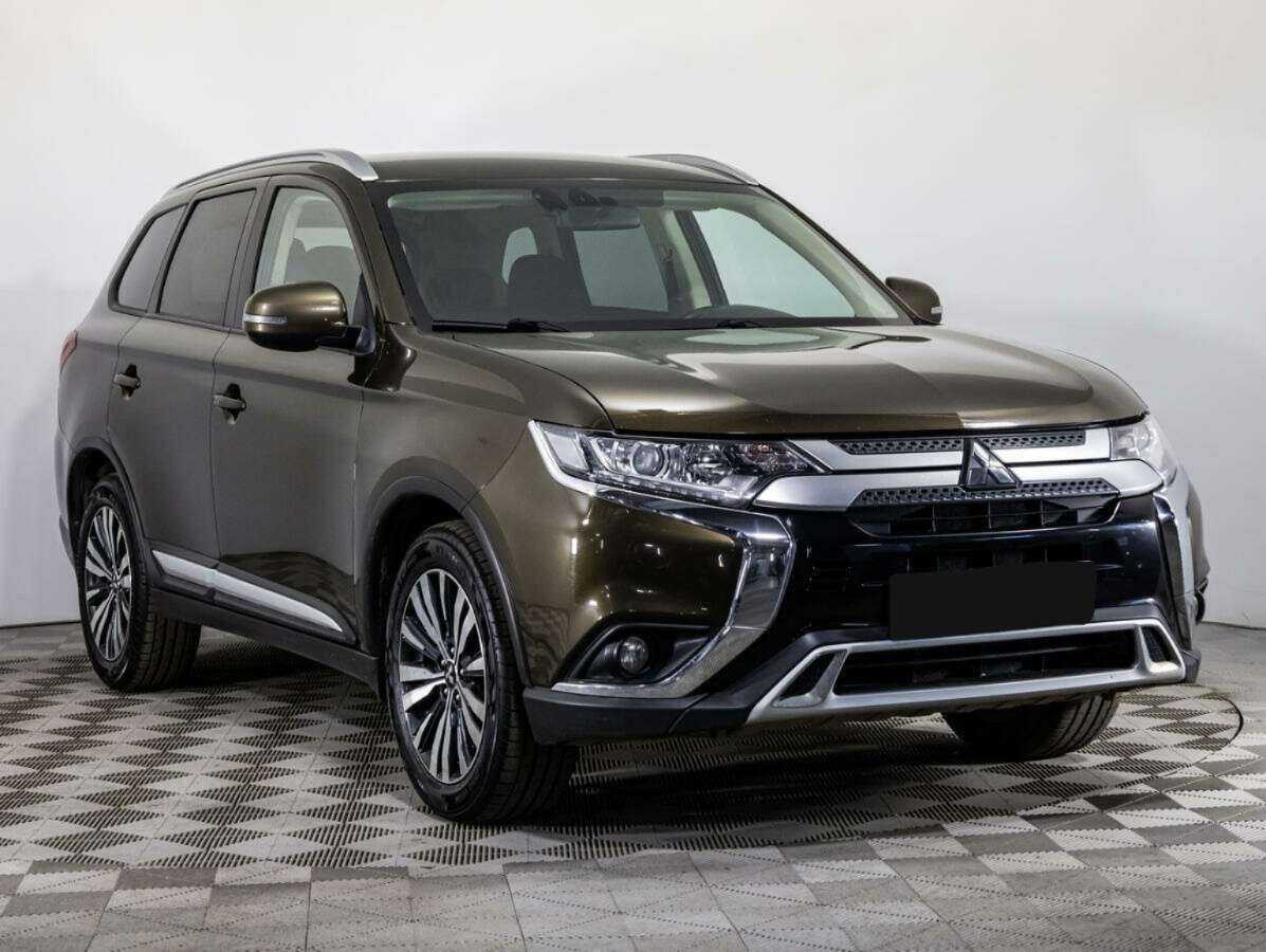 Mitsubishi Outlander, 2019 - фото №3