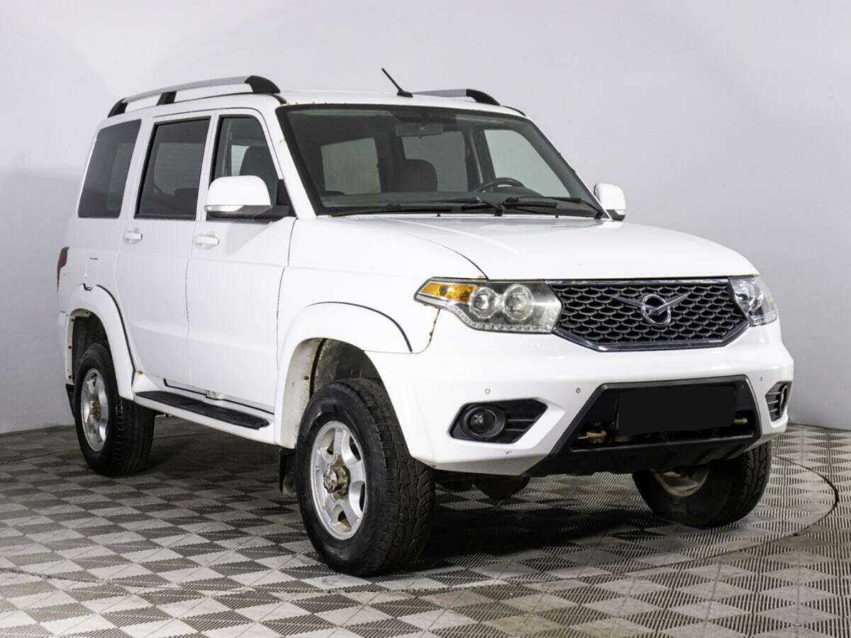 УАЗ Patriot, 2018 - фото №3