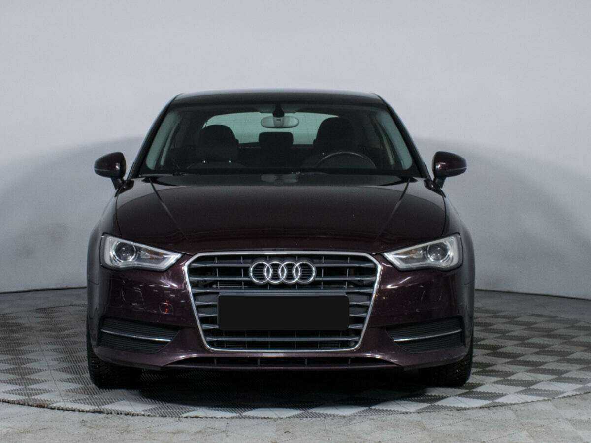 Audi A3, 2012 - фото №2