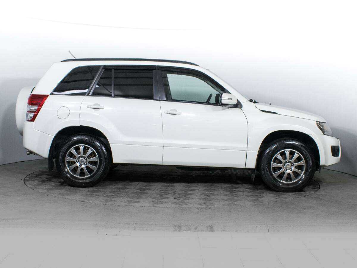 Suzuki Grand Vitara, 2012 - фото №3
