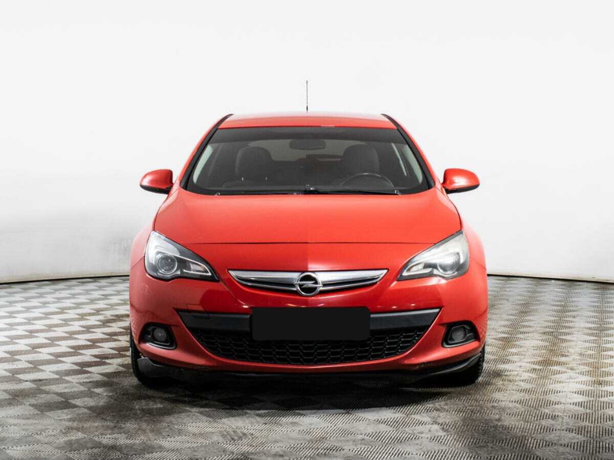 Opel Astra GTC, 2013 - фото №2