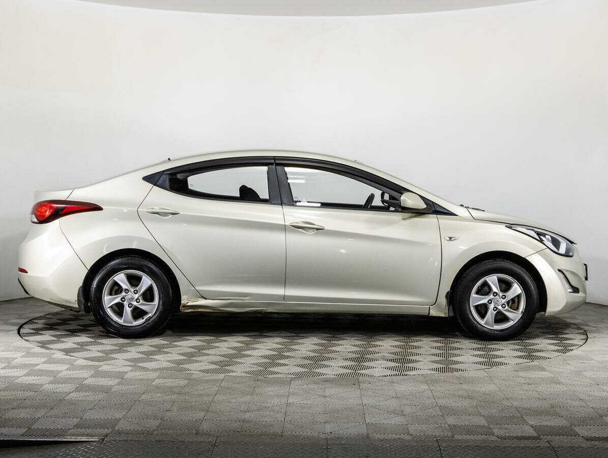 Hyundai Elantra, 2015 - фото №4