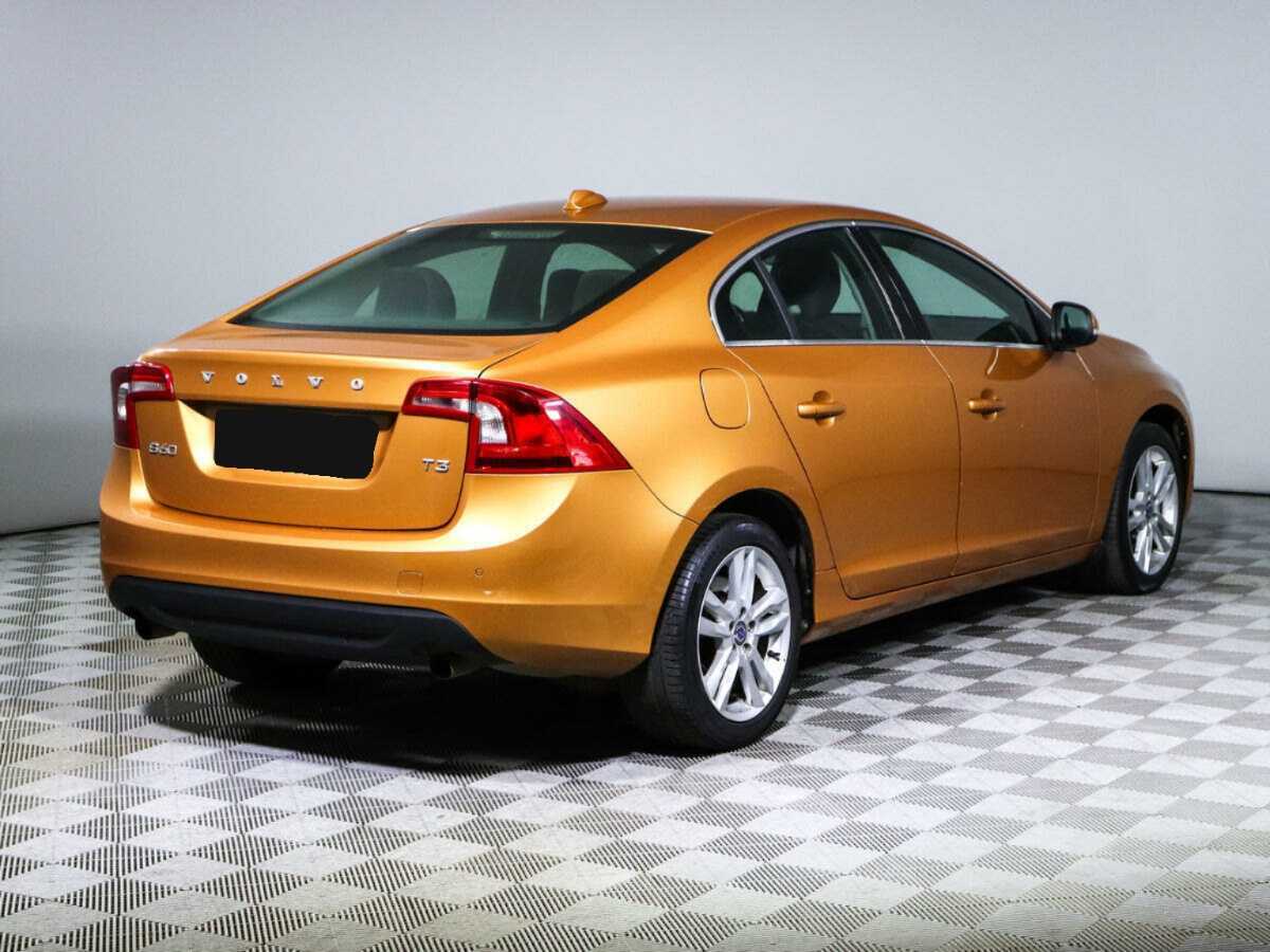 Volvo S60, 2012 - фото №4