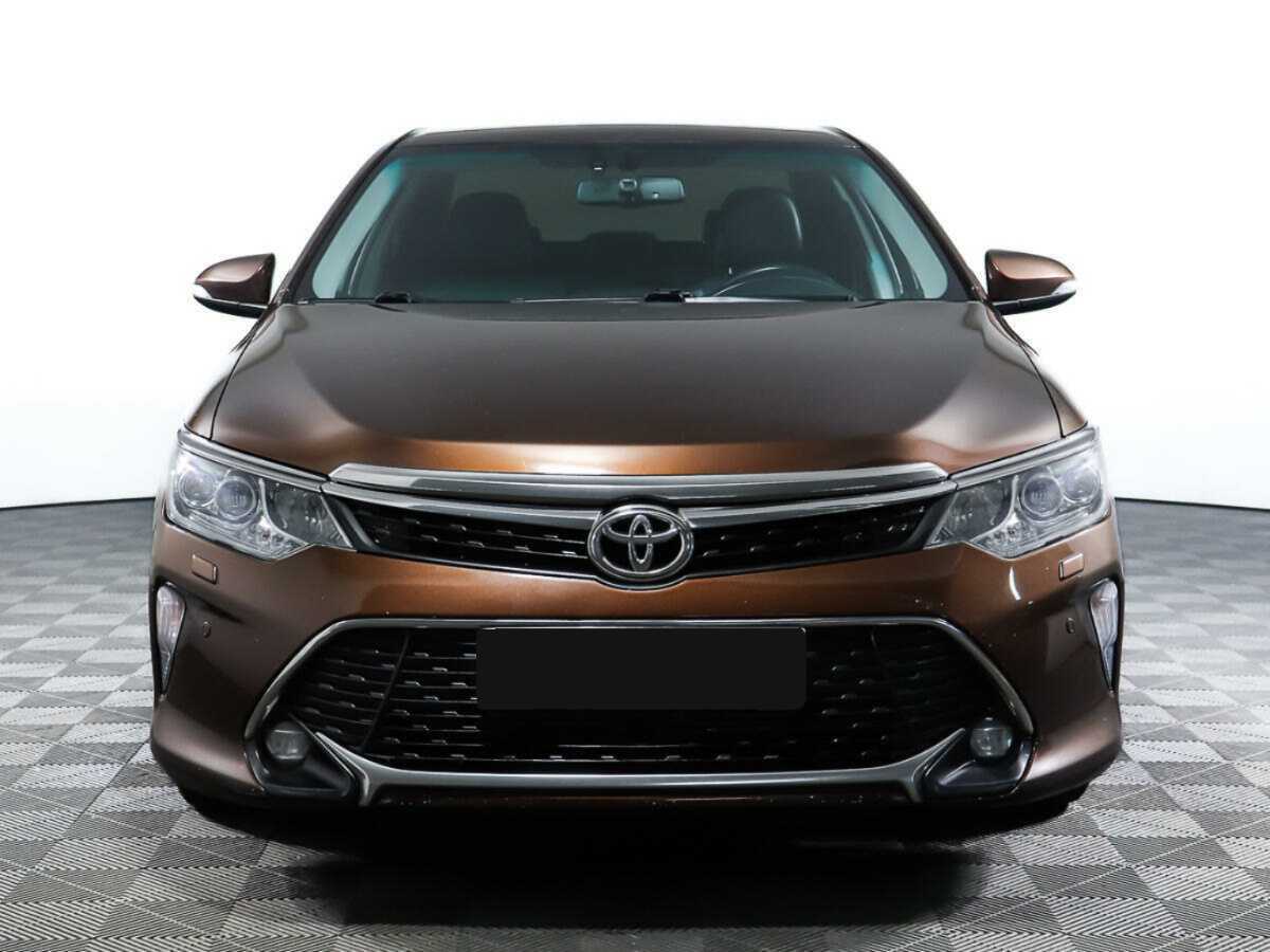 Toyota Camry, 2017 - фото №2