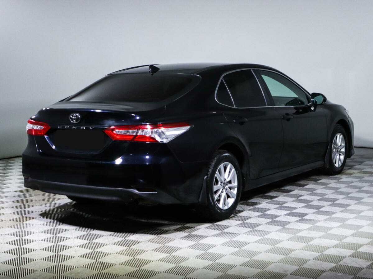 Toyota Camry, 2021 - фото №4