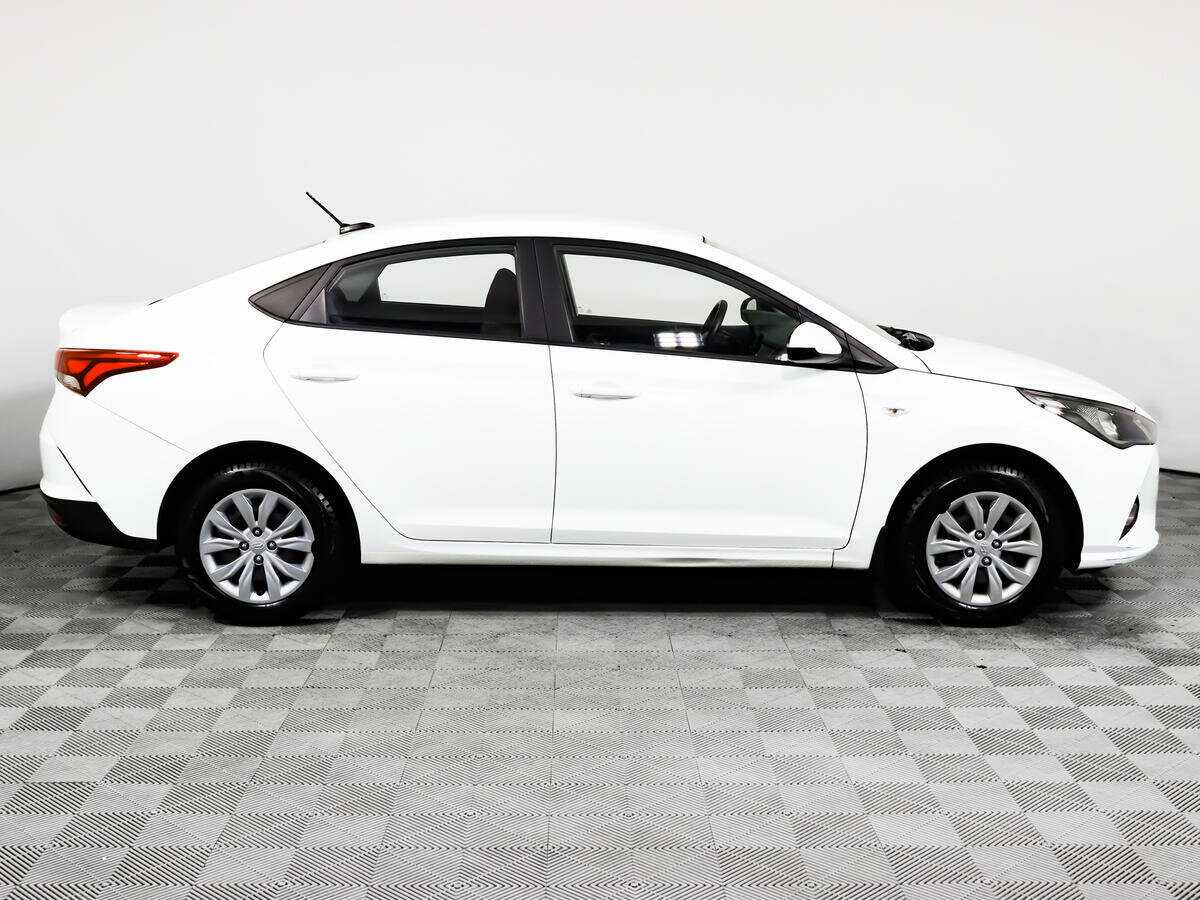 Hyundai Solaris, 2020 - фото №4