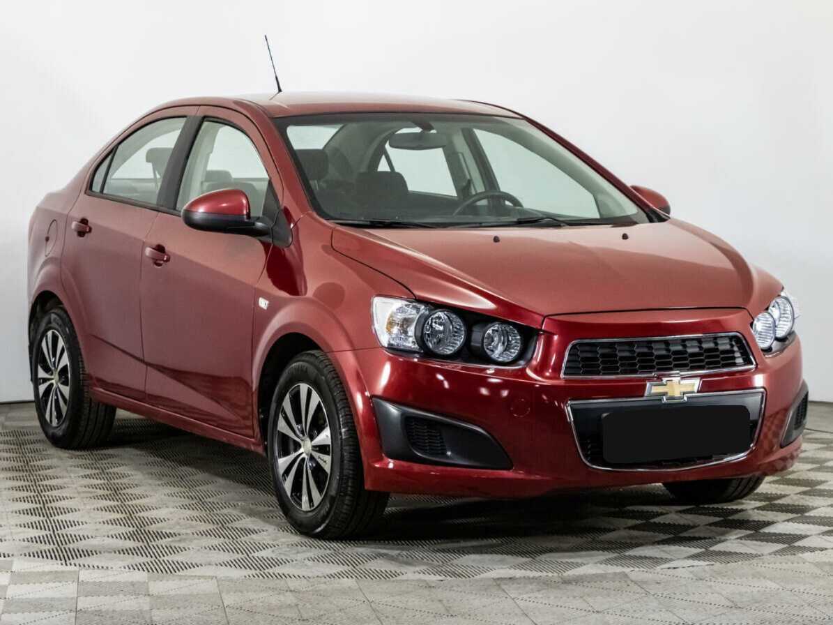 Chevrolet Aveo, 2015 - фото №3